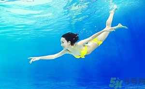 潛水能化妝嗎？女生潛水可以不可以化妝？