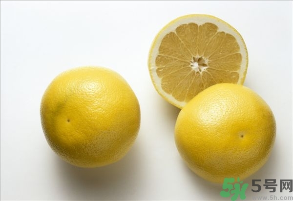 柚子是熱性的嗎？吃柚子要注意什么？