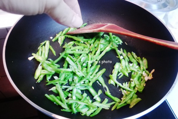 豆角隔夜還能吃嗎？隔夜的豆角能吃嗎？