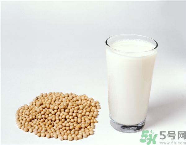 黃豆怎么做豐胸？黃豆怎么吃才豐胸？