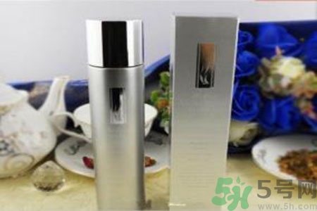 AHC神仙水適合什么年齡？ahc神仙水適合年齡段