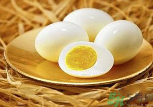 煮熟的雞蛋隔夜可以吃嗎？吃了隔夜的熟雞蛋有什么危害？