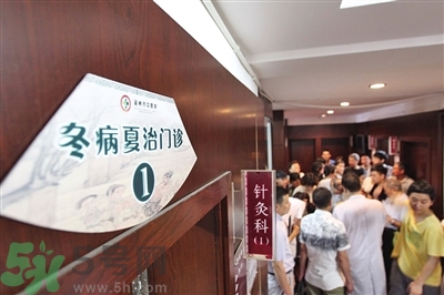 經期可以貼三伏貼嗎？來月經可以貼三伏貼嗎？