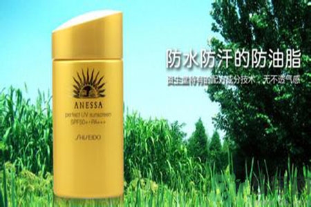 安耐曬和水寶寶哪個好？安耐曬防曬霜和水寶寶哪個好？