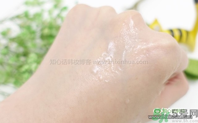 韓律艾草補(bǔ)水鎮(zhèn)靜噴霧怎么樣？好用嗎？