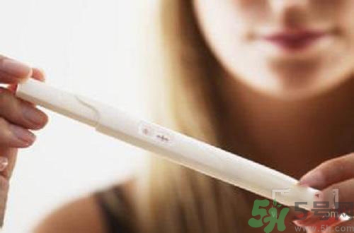 做愛后多久可以用驗孕棒？做愛后立刻使用驗孕棒準嗎？
