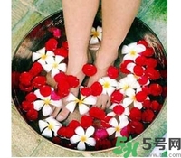 夏天泡腳好嗎？夏天用什么泡腳最好？