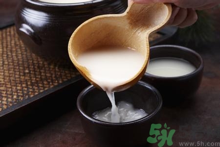 米酒是發(fā)物嗎？手術(shù)后可以吃米酒嗎？