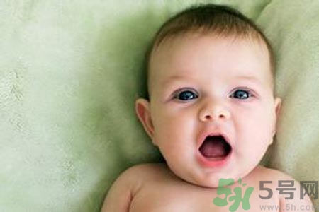 寶寶口腔潰瘍怎么辦？治療寶寶口腔潰瘍方法有什么？
