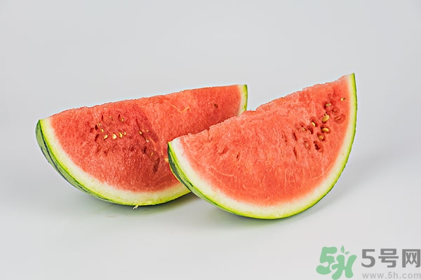 西瓜沒熟透可以吃嗎？西瓜不好吃怎么做好吃？