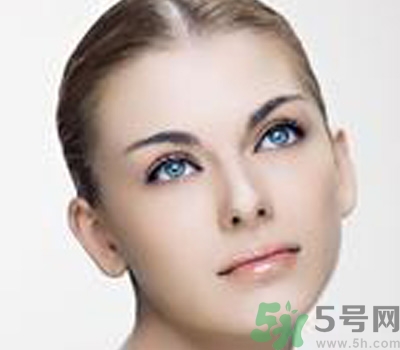 女生多大可以敷面膜？20歲左右的女生適合用什么面膜？