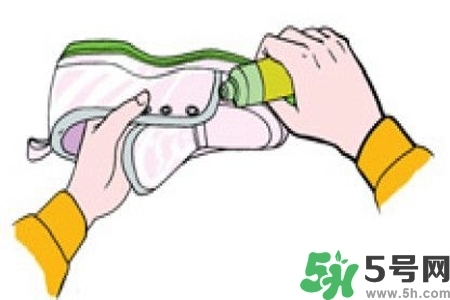 運動鞋怎么清洗？如何清洗運動鞋？