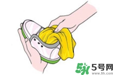 運動鞋怎么清洗？如何清洗運動鞋？