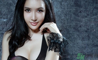 美瞳帶著磨眼睛咋辦？戴美瞳眼睛紅怎么辦？