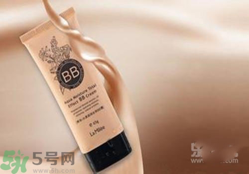 bb霜用洗面奶可以洗干凈嗎？bb霜洗面奶沒洗干凈有什么危害？
