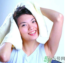 月經第幾天可以洗頭?月經期間洗頭要注意什么 月經第幾天可以洗頭?月經期間洗頭要注意什么