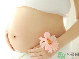 月子里怎么去妊娠紋？月子里吃什么可以去妊娠紋？