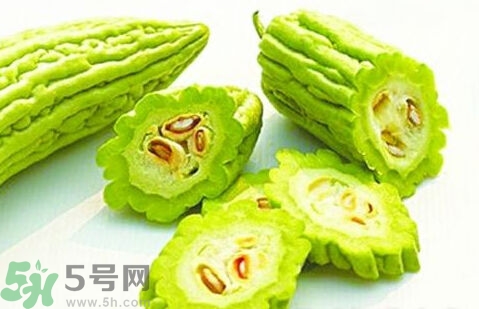 香菜可以和苦瓜一起吃嗎?香菜能和苦瓜同吃嗎? 香菜可以和苦瓜一起吃嗎?香菜能和苦瓜同吃嗎?