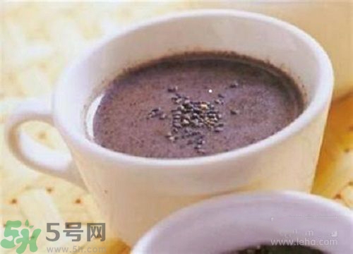 秋季眼睛干澀怎么辦？秋季眼睛干澀怎么調理？