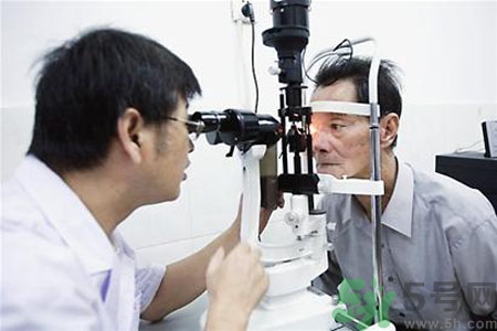 青光眼的發(fā)病因素是什么？青光眼的并發(fā)癥有哪些？