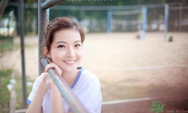 13歲女生平胸怎么辦？13歲女生平胸正常嗎？