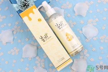 春雨卸妝水好用嗎？春雨卸妝水怎么使用？