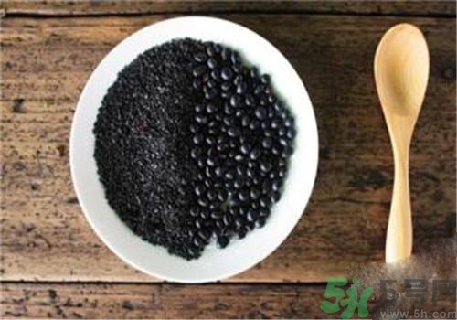 眼睛干澀吃什么好？眼睛疲勞吃什么好？