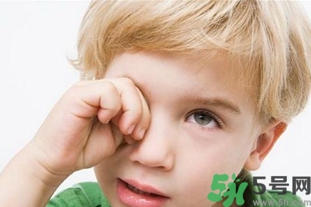 寶寶為什么會感染紅眼病？寶寶患紅眼病如何治療？