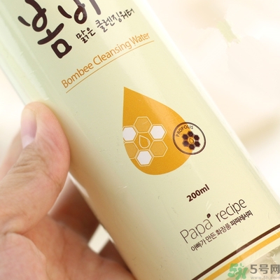 春雨卸妝水好用嗎？春雨卸妝水怎么使用？