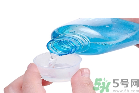 口腔潰瘍可以用漱口水嗎？口腔潰瘍能不能用漱口水？