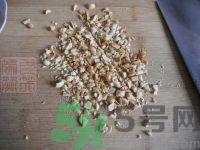 五仁月餅是哪五仁？五仁月餅是哪五種材料？
