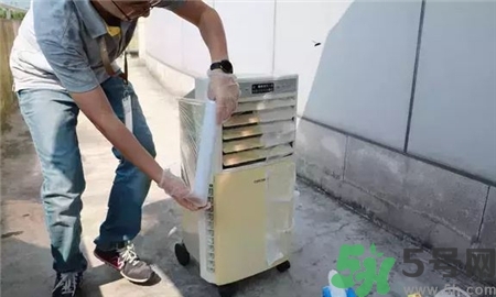 空調發黃怎么變白?空調發黃怎么清洗?