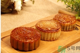 蛀牙可以吃月餅嗎啊？吃月餅會蛀牙嗎？