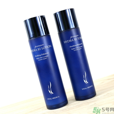 ahc和蘭芝哪個好？AHC和蘭芝分別適合什么膚質年齡？