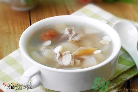 麥冬泡水喝的功效有哪些？麥冬泡水有什么禁忌？