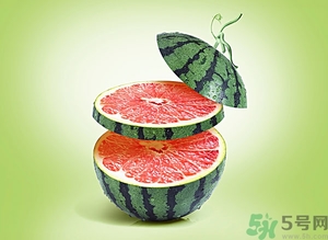 凍成冰的西瓜能吃嗎？吃西瓜拉肚子是怎么回事？