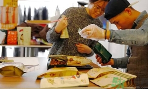 三只松鼠和百草味哪個(gè)好？三只松鼠和百草味哪個(gè)好吃？