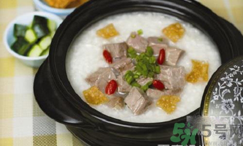 枸杞和什么一起煮粥比較好？枸杞怎么煮粥？