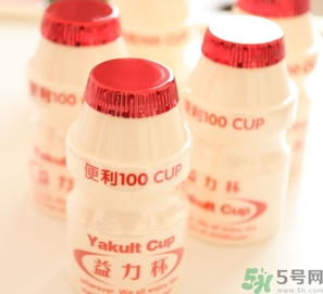 養樂多是哪個國家的？養樂多和益力多有什么區別？