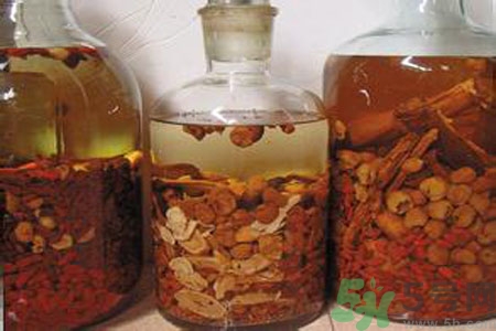 藥酒需要泡多長時(shí)間？泡藥酒的方法有哪些？