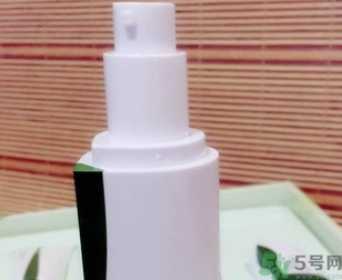 韓后茶蕊嫩白系列適合什么膚質？韓后茶蕊baby白適合敏感肌嗎？