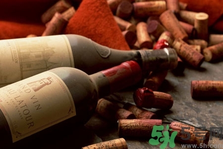 紅酒開瓶器怎么用？沒有開瓶器怎么開紅酒？