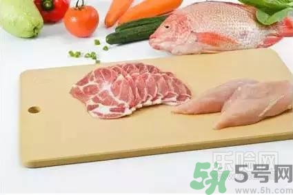 菜板什么材質好？怎么挑選菜板？