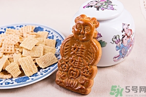冰皮月餅和普通月餅的區別 蘇式月餅和廣式月餅的區別？