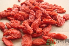 枸杞子泡酒可以壯陽嗎？枸杞子泡酒有副作用嗎？