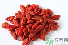 枸杞一天吃多少為宜？枸杞什么時候吃最好？
