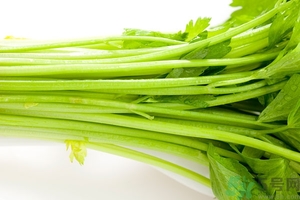 芹菜汁能去斑嗎？芹菜汁可以做面膜嗎？