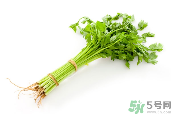芹菜汁能去斑嗎？芹菜汁可以做面膜嗎？