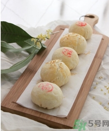 蘇式月餅用的什么面粉？蘇式月餅的做法