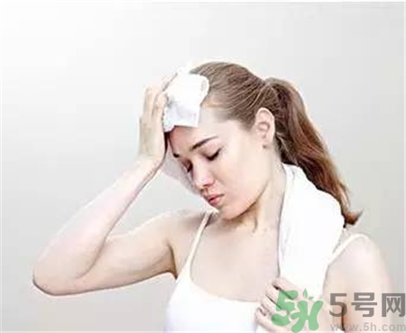 手心腳心發熱是怎么回事?手心熱是什么原因?